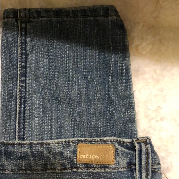 Refuge Jeans - Picture 5 of 6